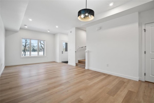 Dining room - 203 Centennial Street, Winnipeg, MB R3N1P4 Photo 2