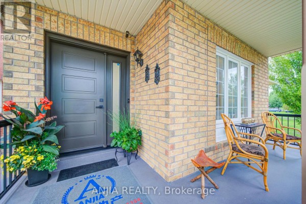 Family room - 203 Fred Mclaren Boulevard, Markham, ON L6E1H2 Photo 3