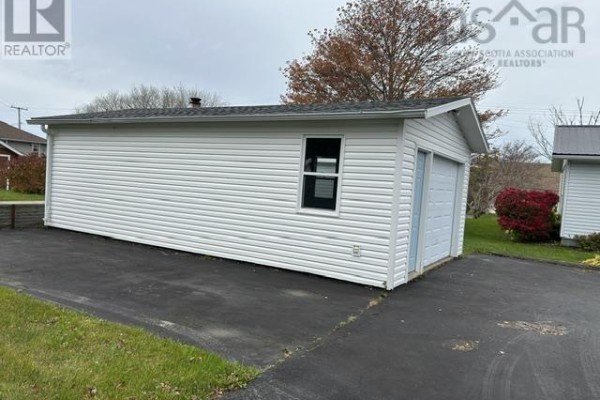 Bedroom - 203 Hiram Street, Port Hawkesbury, NS B9A2C3 Photo 5
