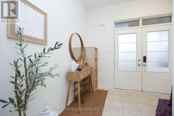 Great room - 203 Lady Angela Avenue, Oshawa, ON L1L0K3 Photo 4