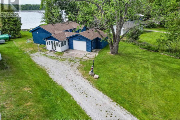 Primary Bedroom - 203 Mcguire Beach Road, Kawartha Lakes, ON K0M2B0 Photo 2