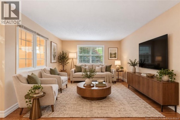 Living room - 203 Mcsweeney, Moncton, NB E1C7E3 Photo 5