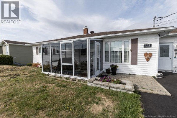 Recreation room - 203 Reservoir Street, Grand Sault/grand Falls, NB E3Y1E3 Photo 3
