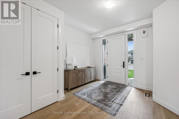 Laundry room - 203 Schmidt Drive, Wellington North, ON N0G1A0 Photo 4