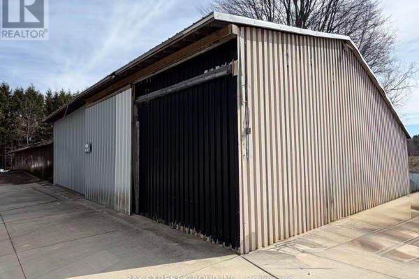 Commercial for rent at 20301 Cherry Hill Road Centre, Thames Centre, ON - MLS® qW28Cf