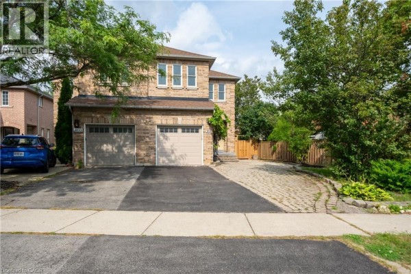 2031 Westree Drive, Oakville, ON, photo 2