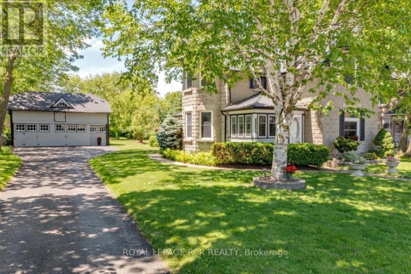Eating area - 20314 Leslie Street, East Gwillimbury, ON L0G1R0 Photo 3