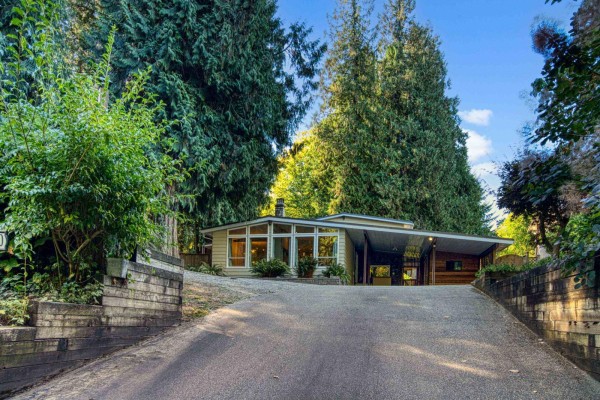 20320 Grade Crescent, Langley, BC V3A4J7 Photo 2