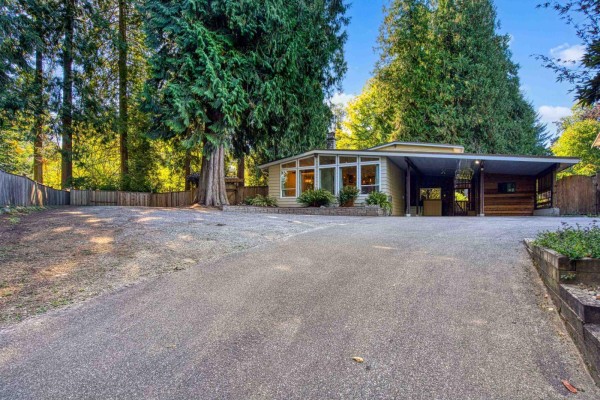 20320 Grade Crescent, Langley, BC V3A4J7 Photo 3