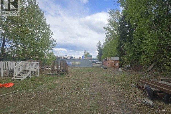 2033-2041 1st Avenue, Prince George, BC V2L2Z1 Photo 3