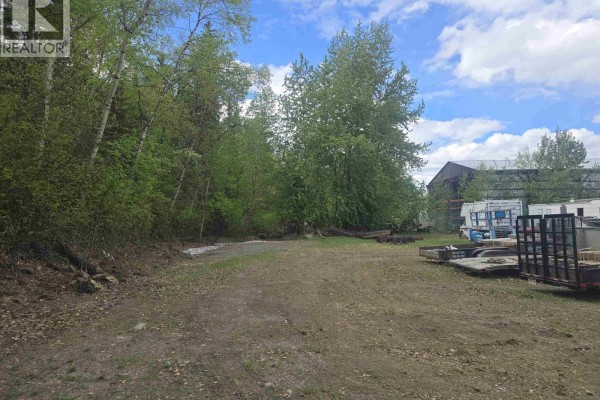 2033-2041 1st Avenue, Prince George, BC V2L2Z1 Photo 4
