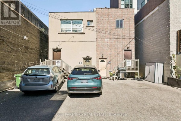 2035-2039 Danforth Avenue, Toronto, ON M4C1J8 Photo 5