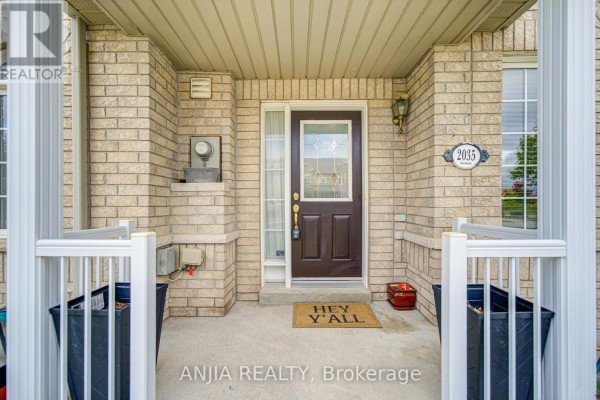 Dining room - 2035 Bur Oak Avenue, Markham, ON L6E1X3 Photo 2