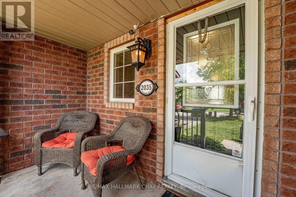 2035 Swan Street, Innisfil, ON, photo 3