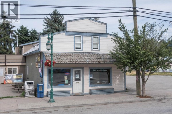 2037 Shuswap Avenue, Lumby, BC, photo 2