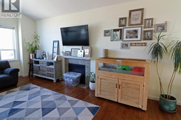 Bedroom - 2037 Stagecoach Drive, Kamloops, BC V2B0A7 Photo 5