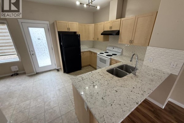 Kitchen - 204, 111 Tarawood Lane Ne, Calgary, AB T3J0C1 Photo 3