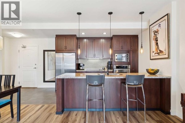 5pc Bathroom - 204, 540 34 Street Nw, Calgary, AB T2N2X7 Photo 2
