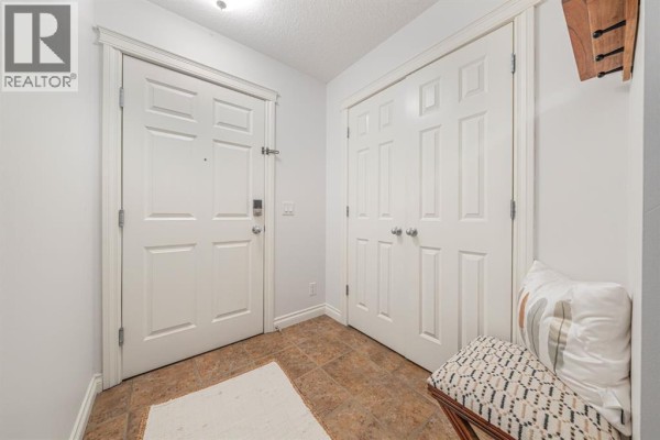 4pc Bathroom - 204, 990 Centre Avenue Ne, Calgary, AB T2E2M9 Photo 2
