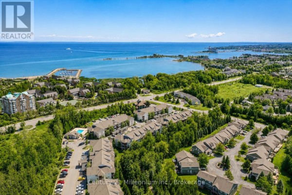 204 - 10 Brandy Lane Drive, Collingwood, ON L9Y0X4 Photo 2