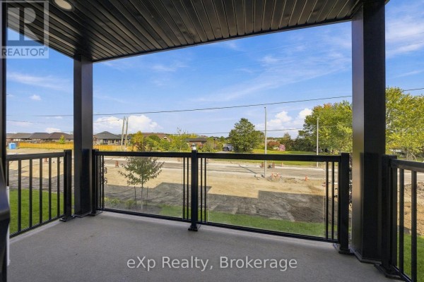 204 - 10 Hillside Meadow Drive, Quinte West, ON K8V0J7 Photo 5