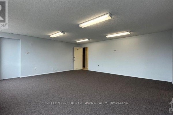 204 - 1061 Merivale Road, Ottawa, ON, photo 3