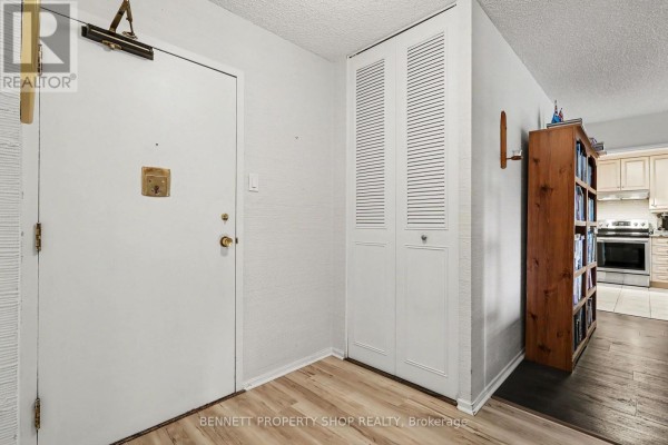 Bedroom 2 - 204 - 1285 Cahill Drive, Ottawa, ON K1V9A7 Photo 2