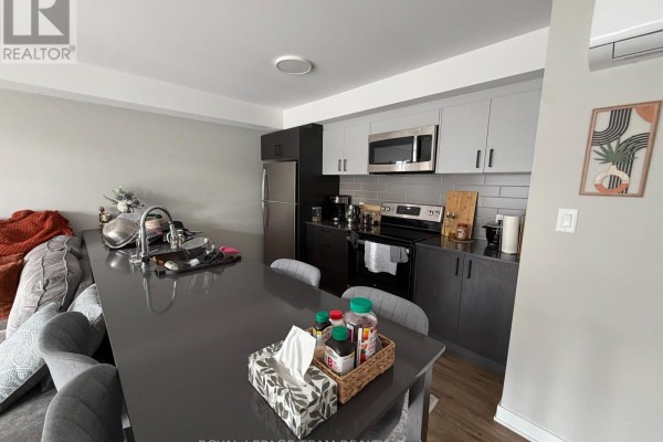 204 - 1305 Summerville Avenue, Ottawa, ON K1Z8G7 Photo 4