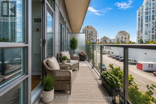 Primary Bedroom - 204 - 15 Legion Road, Toronto, ON M8V0A9 Photo 4