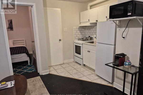 204 - 158 Dowling Avenue, Toronto, ON M6K3A6 Photo 5