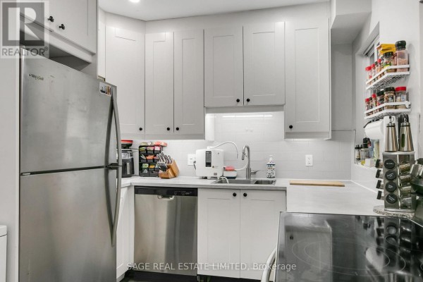 204 - 1840 Bathurst Street, Toronto, ON, photo 3