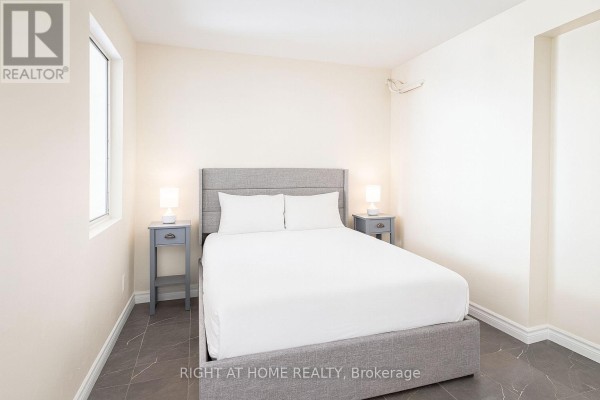 204 - 198-200 Queen Street W, Toronto