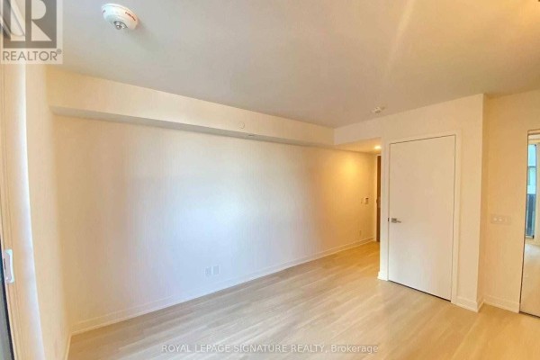 204 - 30 Tretti Way, Toronto, ON M3H0E3 Photo 3