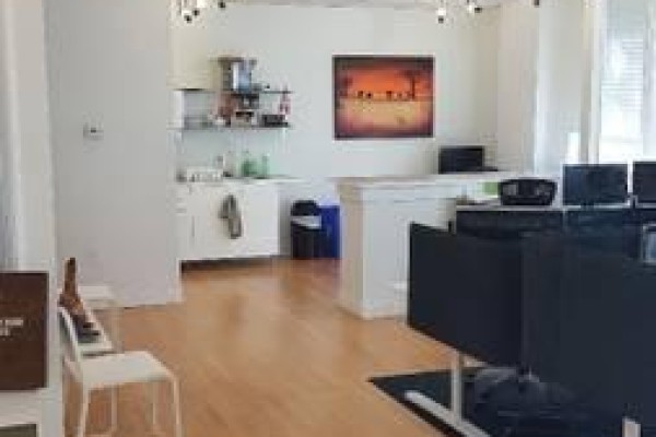 204 - 323 Kerr Street, Oakville, ON L6K3B6 Photo 4