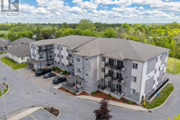 204 - 377 Solstice Crescent, Russell, ON K0A1W1 Photo 3