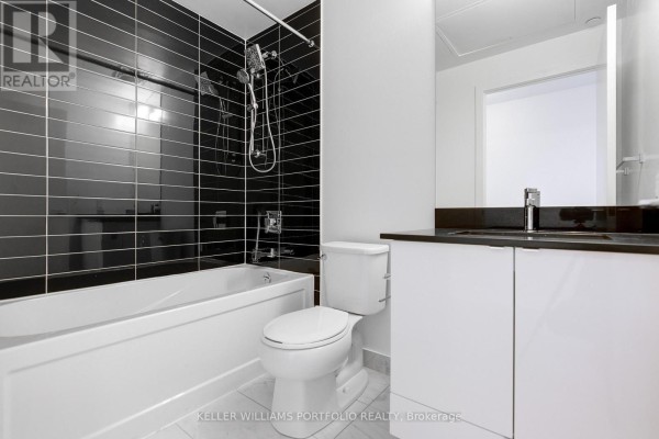 204 - 49 East Liberty Street, Toronto, ON M6K0B2 Photo 5