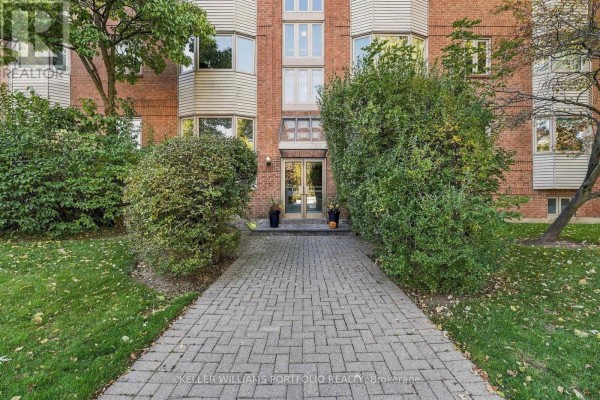 204 - 60 Kippendavie Avenue, Toronto