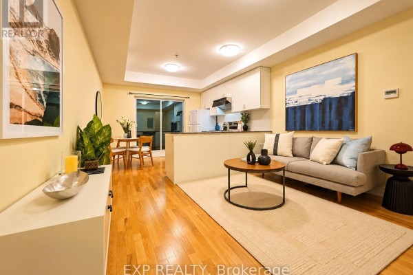 Kitchen - 204 - 728 Sheppard Avenue W, Toronto, ON M3H2S8 Photo 2