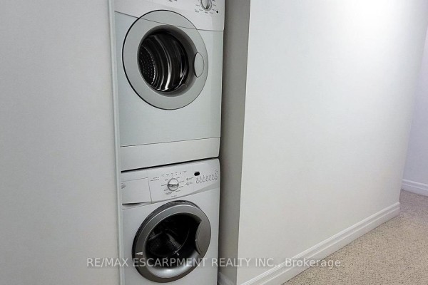 Primary Bedroom - 204 - 736 Sheppard Avenue W, Toronto, ON M3H2S8 Photo 5