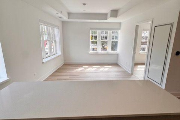 Bedroom - 204 - 8 Manor Road W, Toronto, ON M4S0E6 Photo 4