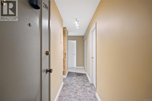 Dining room - 204 1035 Mcclure St, Victoria, BC V8V3G1 Photo 3