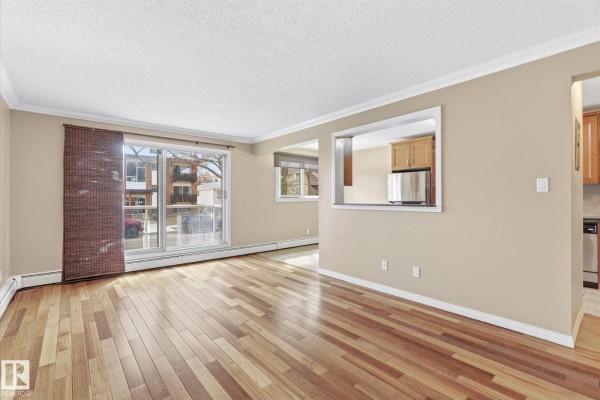 Primary Bedroom - #204 10720 84 Av Nw, Edmonton, AB T6E2H9 Photo 4