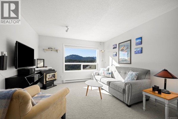 Kitchen - 204 1105 Henry Rd, Courtenay, BC V9J1L0 Photo 2