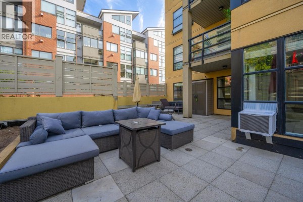 204 124 W 3rd Street, North Vancouver, BC V7M1E8 Photo 2