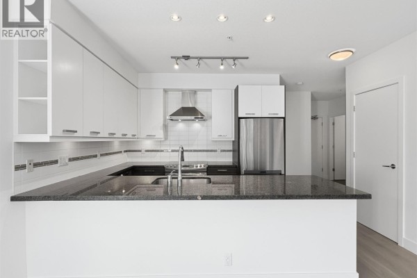 204 1273 Marine Drive, North Vancouver, BC V7P1T3 Photo 5