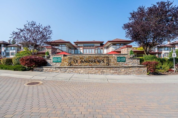 204 16469 64 Avenue, Surrey, BC, photo 3
