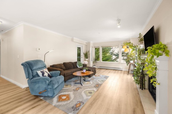 204 20350 54 Avenue, Langley, BC V3A8J4 Photo 5