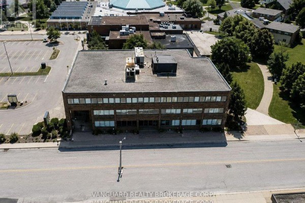 204-205 - 2227 South Mill Way, Mississauga, ON, photo 2