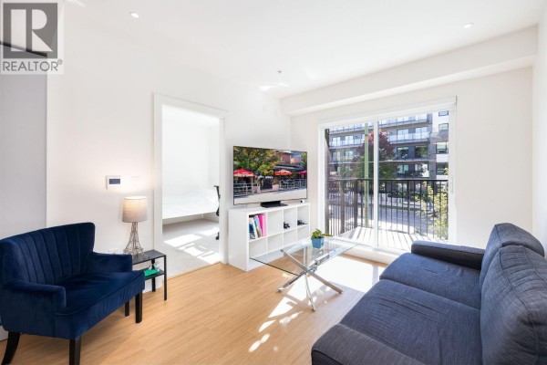 204 2235 E Broadway Street, Vancouver, BC V5N0J5 Photo 4