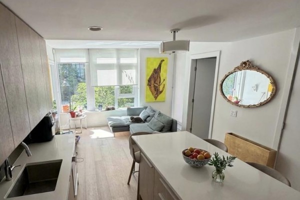 204 2738 Library Lane, North Vancouver, BC V7J0B3 Photo 3